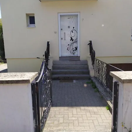 Апартаменты 2 Pieces, Terrasse 18 M2, Pres De Strasbourg