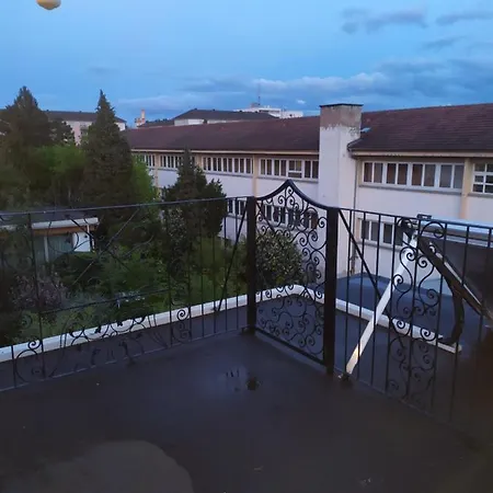2 Pieces, Terrasse 18 M2, Pres De Strasbourg